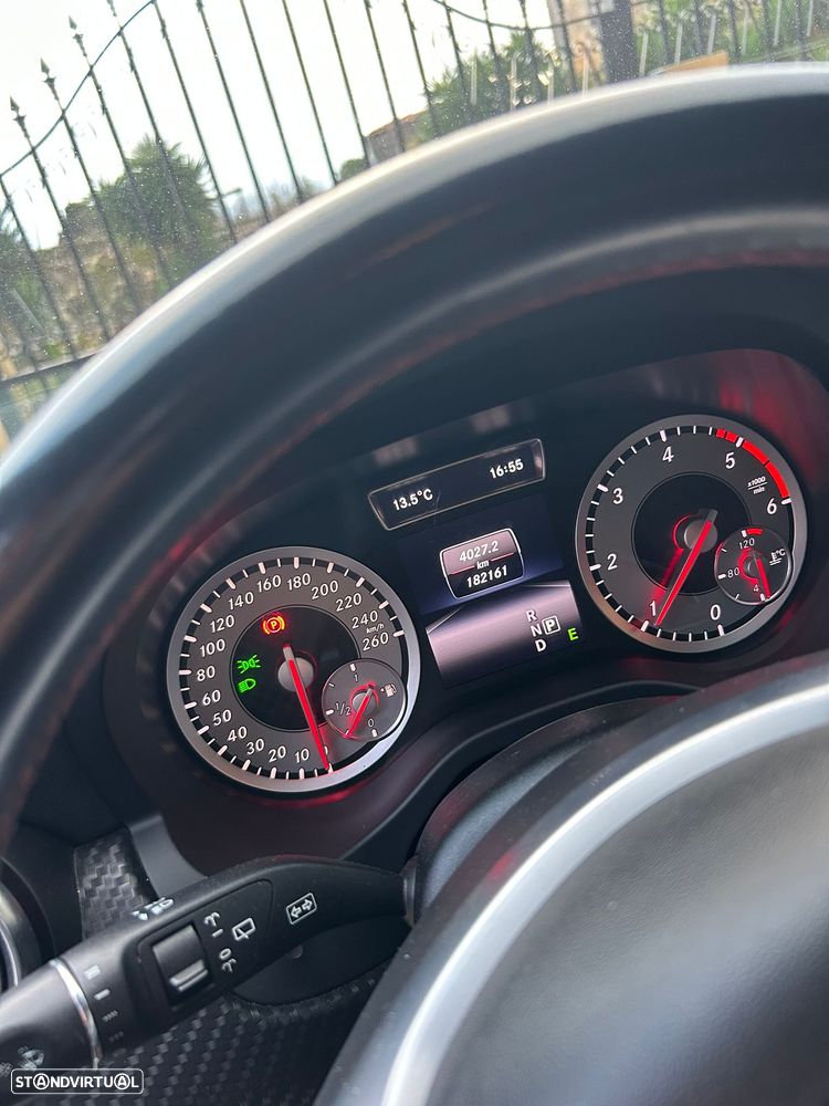 Mercedes-Benz A 200 CDI 7G-DCT AMG Line - 10
