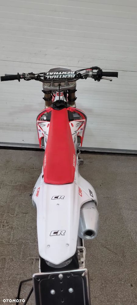 Honda CRF - 24