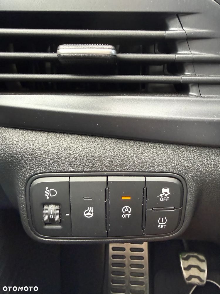 Hyundai Bayon 1.0 T-GDI Executive - 11