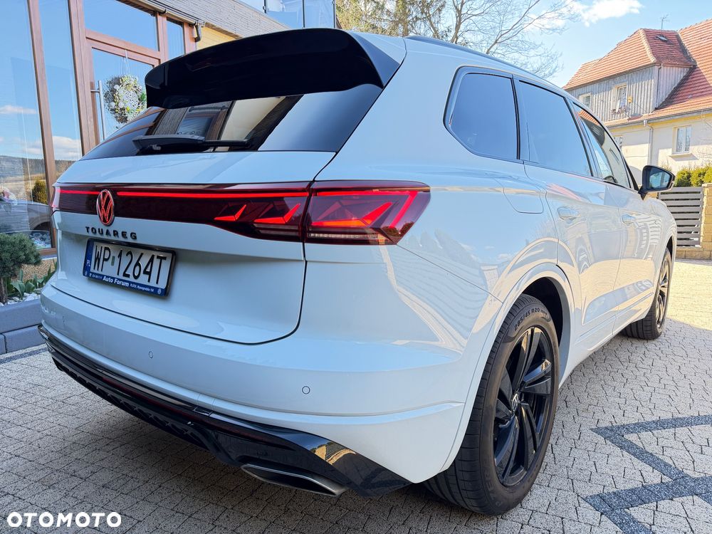 Volkswagen Touareg 3.0 V6 TDI 4Motion R-Line - 4