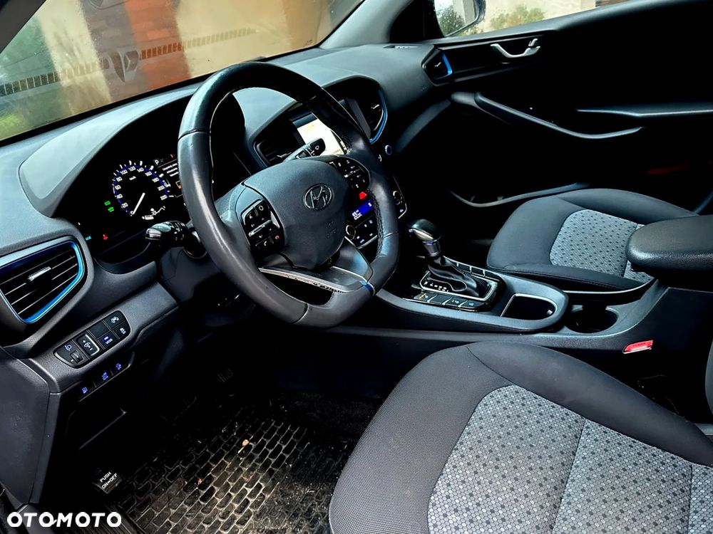 Hyundai IONIQ Plug-in hybrid Premium - 10