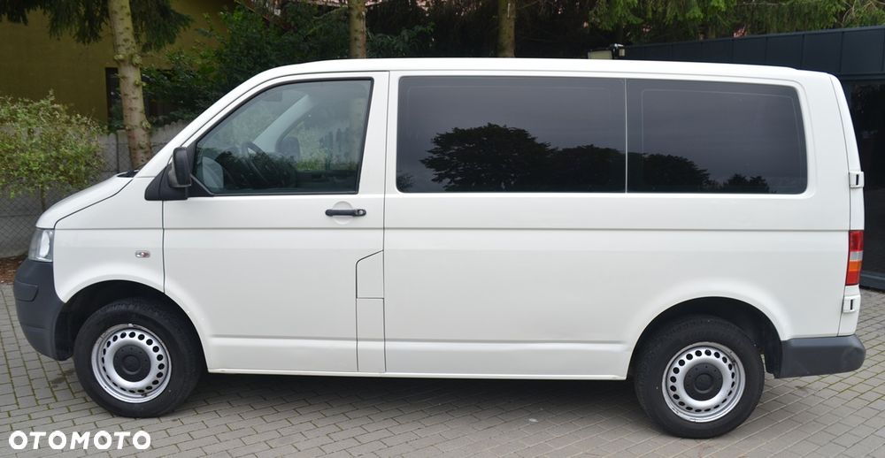 Volkswagen Transporter - 11