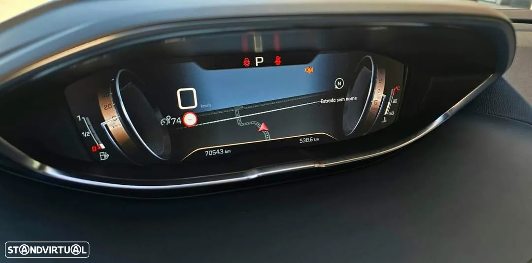 Peugeot 5008 1.5 BlueHDi GT Line J19 EAT8 - 17