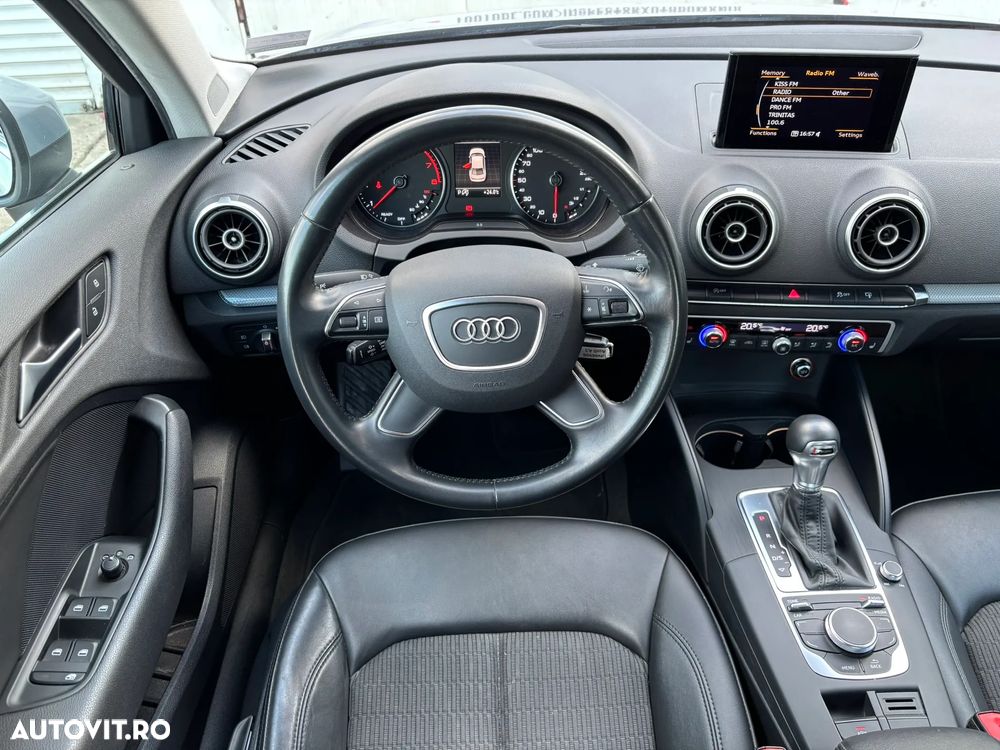 Audi A3 1.4 TFSI COD Stronic Ambiente - 3