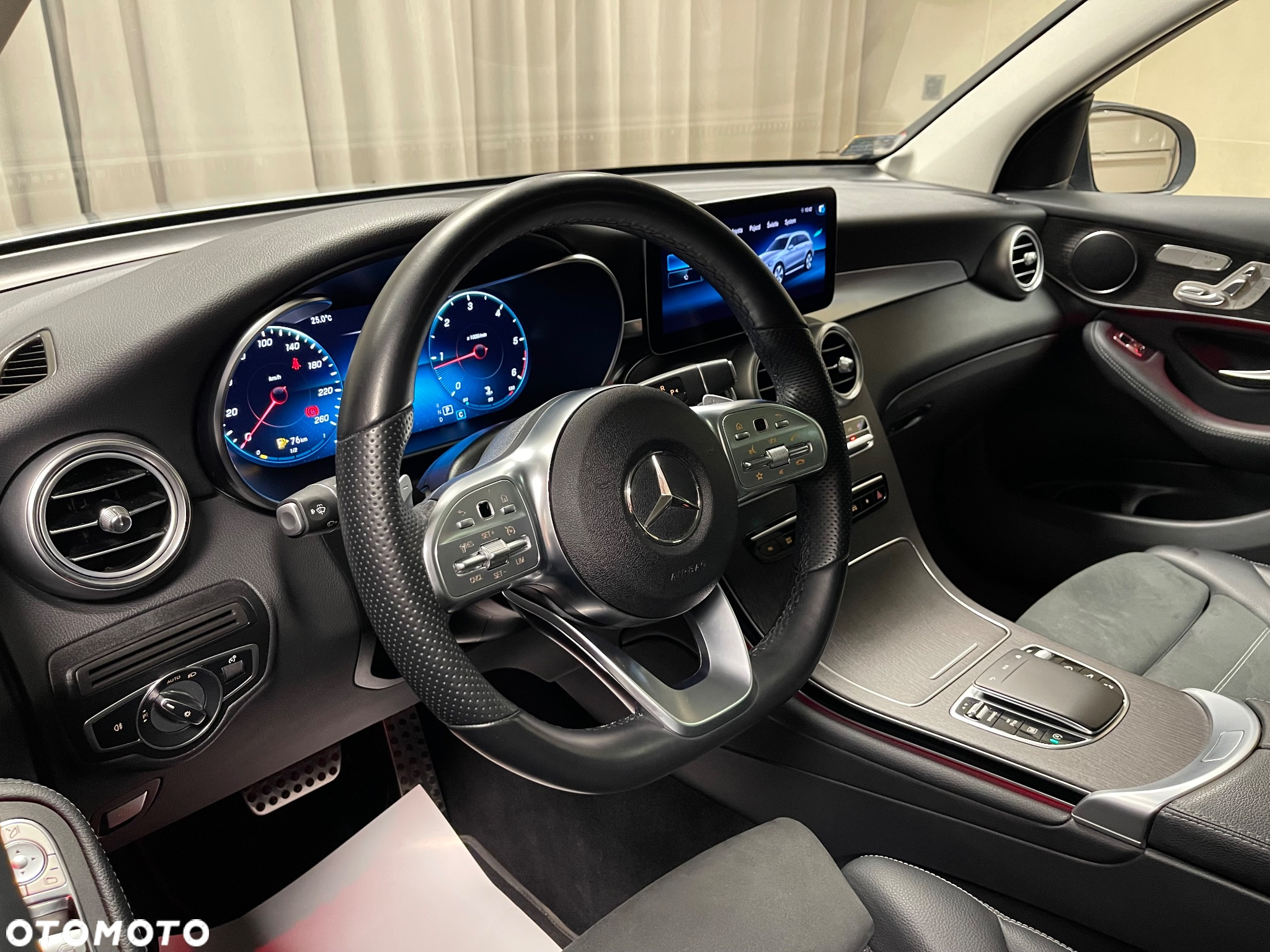 Mercedes-Benz GLC 300 d 4-Matic - 8
