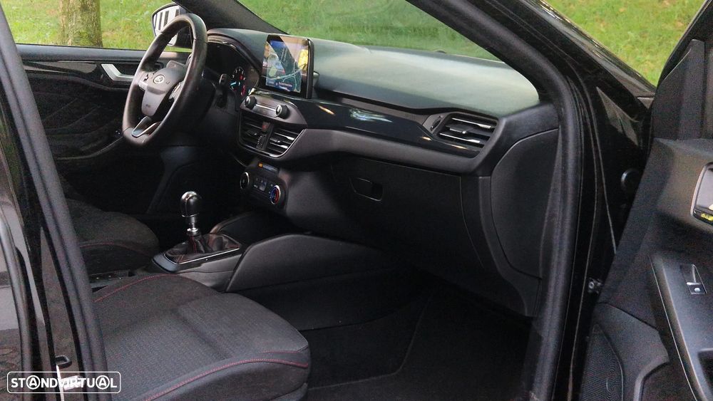 Ford Focus 1.0 EcoBoost ST-Line - 3