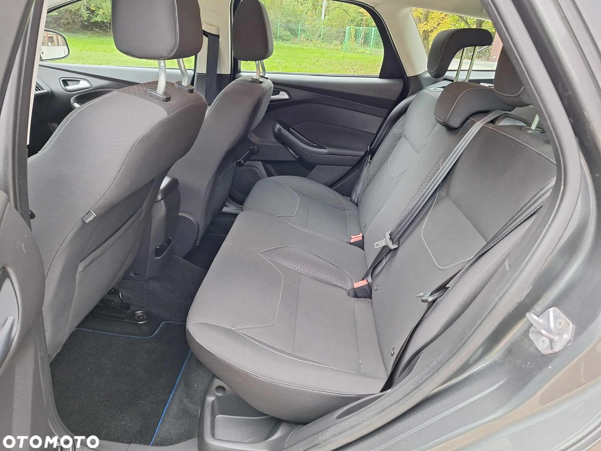 Ford Focus 1.0 EcoBoost Start-Stopp-System TITANIUM - 12
