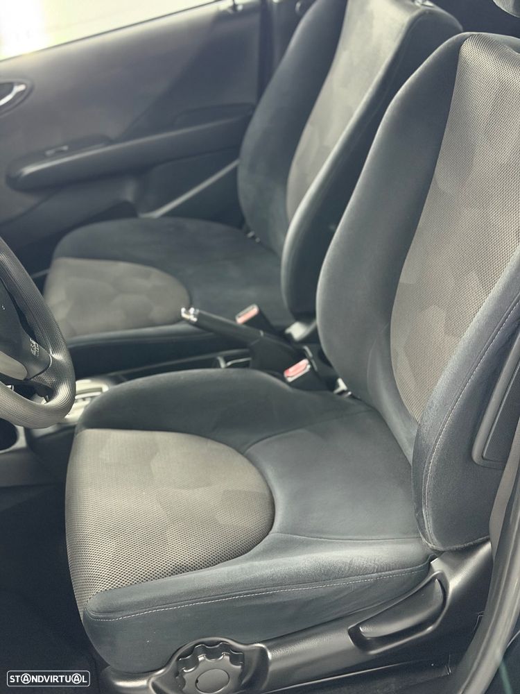 Honda Jazz 1.4 ES CVT - 14