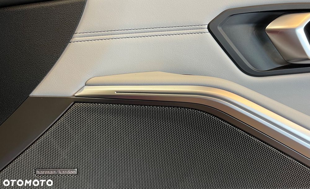 BMW M3 M Competition xDrive sport - 11