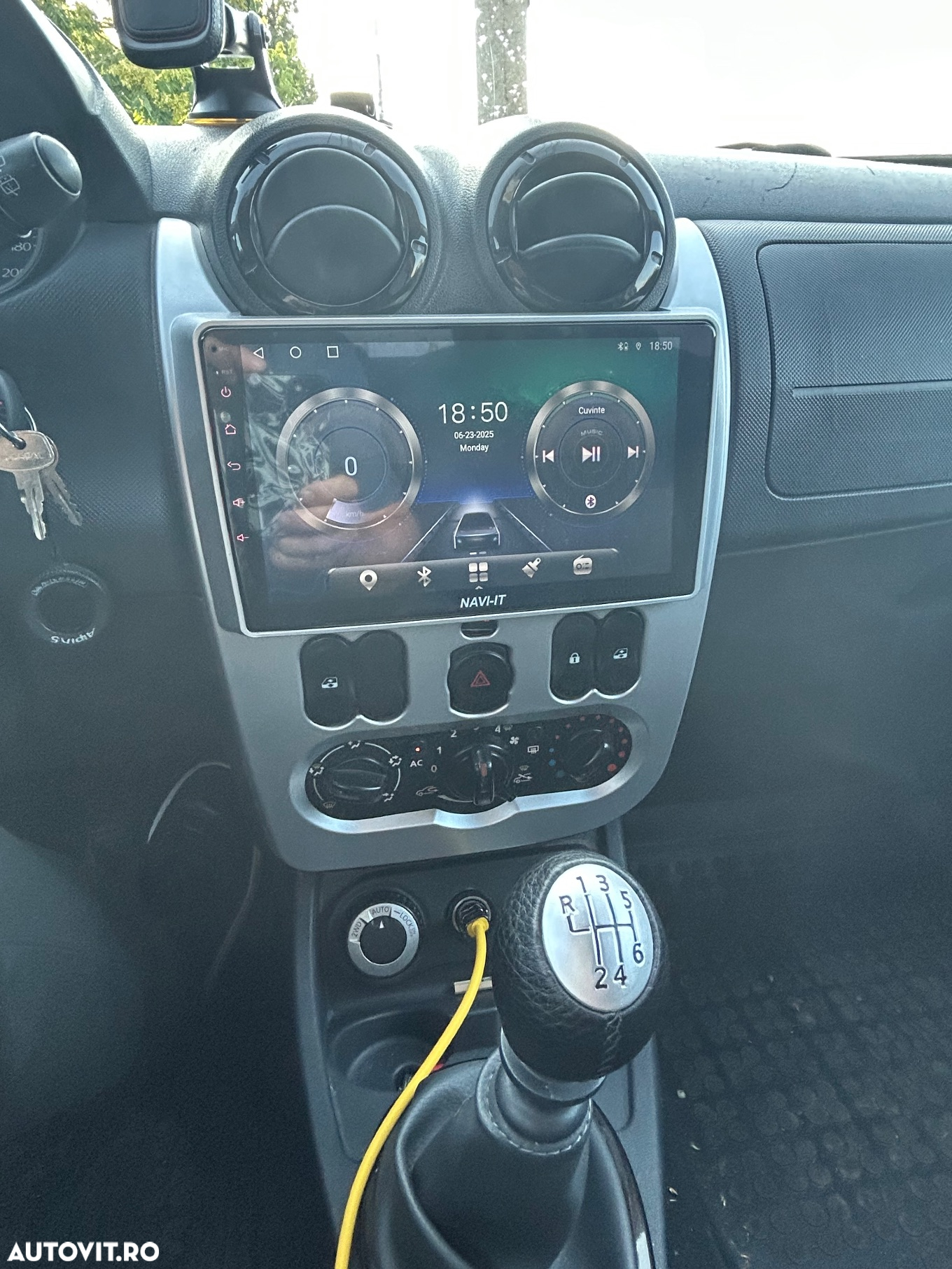 Dacia Duster 1.6 4x4 - 6