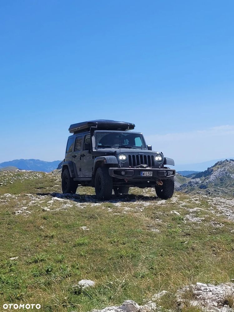 Jeep Wrangler 3.6 Unlim Sahara - 17