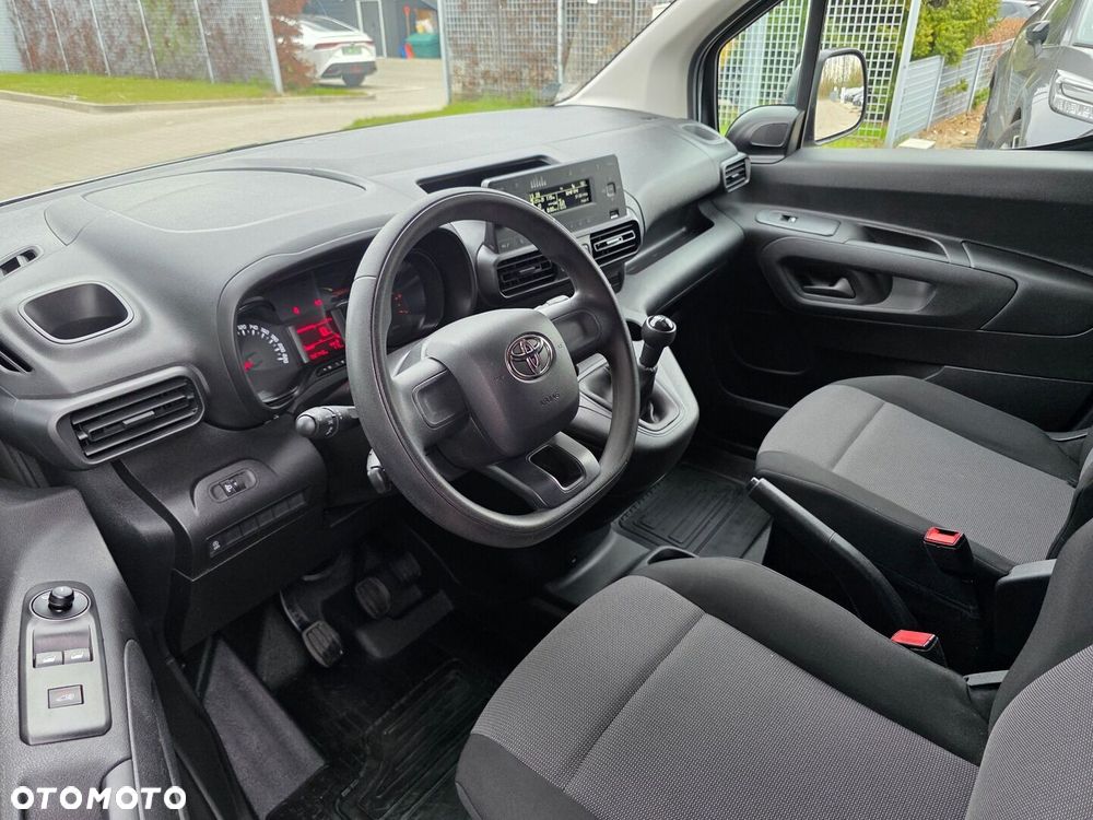 Toyota PROACE CITY - 24