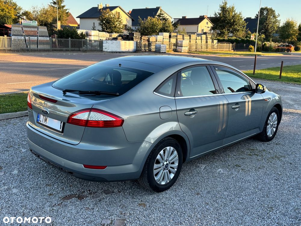 Ford Mondeo - 18