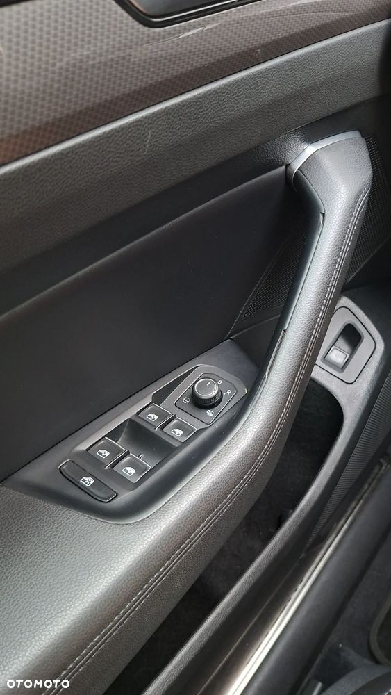 Volkswagen Passat Alltrack - 21
