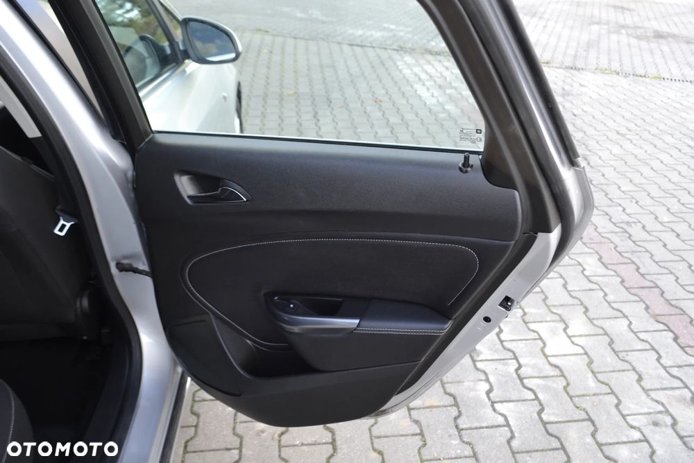 Opel Astra IV 1.6 T Sport - 18