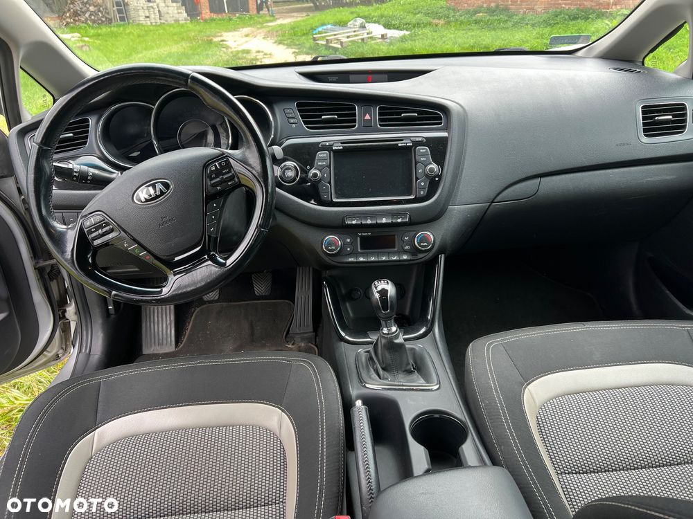 Kia Ceed 1.6 CRDi L - 5