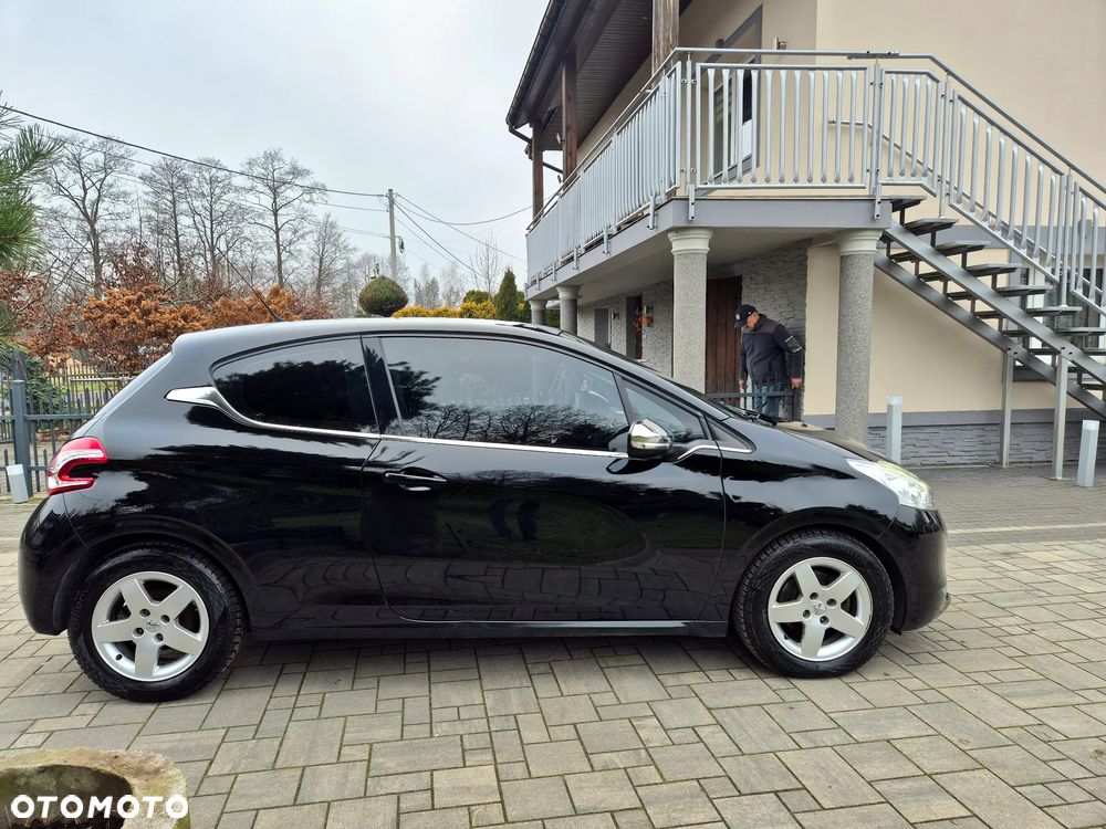 Peugeot 208 e-HDi 92 Stop&Start Style - 7