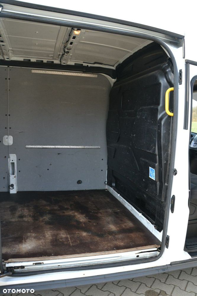 Ford Transit - 19