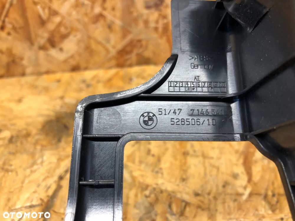 BMW E93 OBUDOWA OSŁONA ZAGŁOWKA LAMPY BAGAŻNIKA LEWA PRAWA - 10