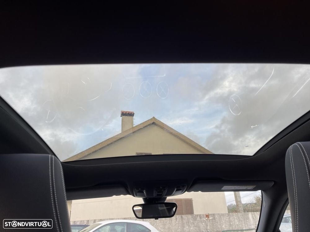 Mercedes-Benz CLA 180 d Peak Edition - 24