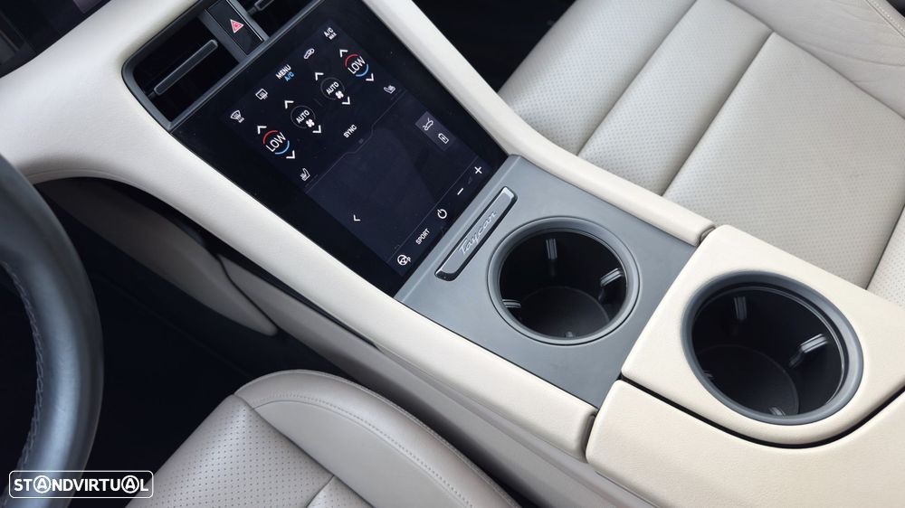 Porsche Taycan Standard - 26