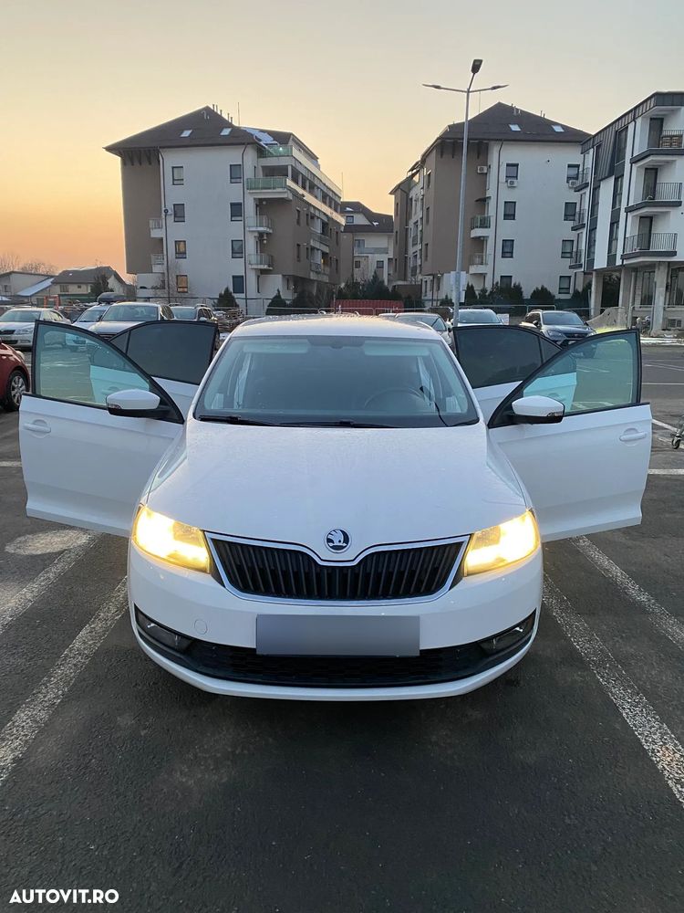 Skoda RAPID 1.0 TSI Avantaj - 37
