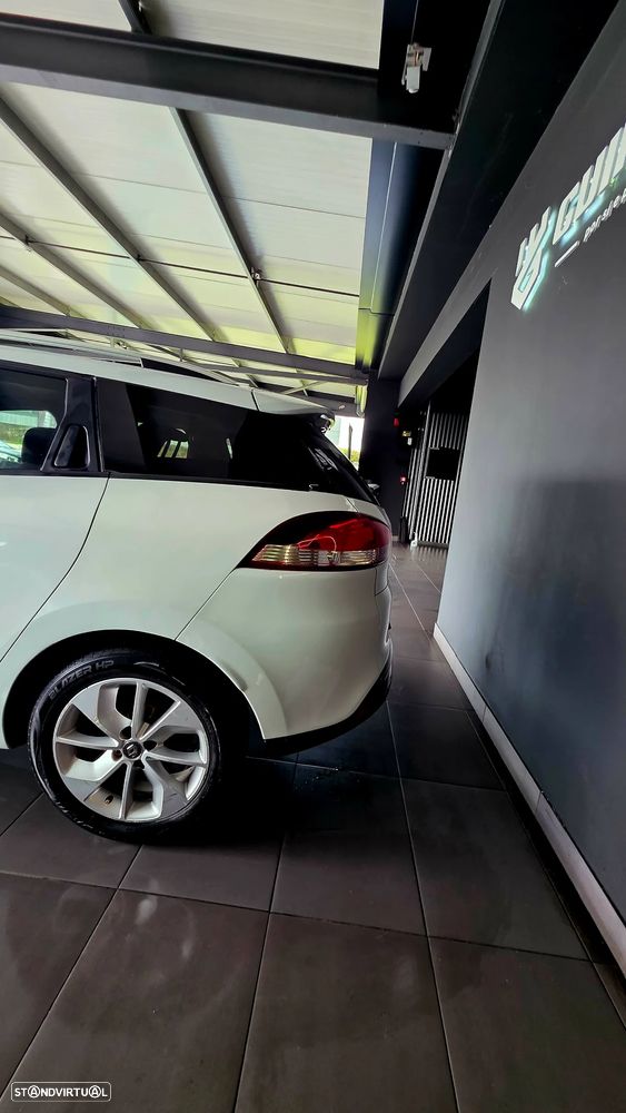 Renault Clio Sport Tourer 1.5 dCi GT Line - 6