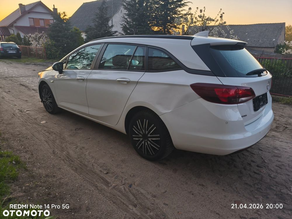 Opel Astra 1.6 D (CDTI) Edition - 9