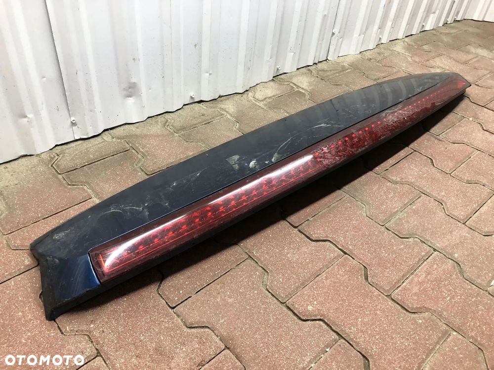 CADILLAC ESCALADE III 6,2 V8 2006-2014 SPOILER KLAPY TYLNEJ TYŁ ŚWIATŁO STOP LOT - 2