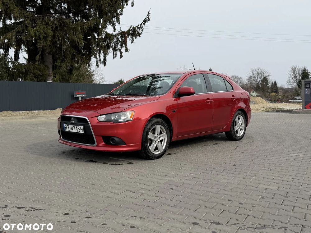Mitsubishi Lancer - 2