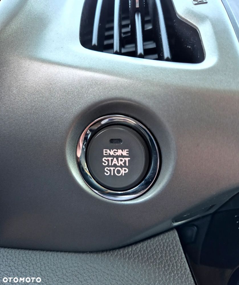 Kia Sportage 2.0 XL 2WD - 30