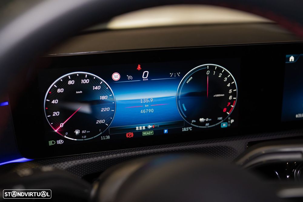 Mercedes-Benz CLA 250 e Shooting Brake AMG Line - 35