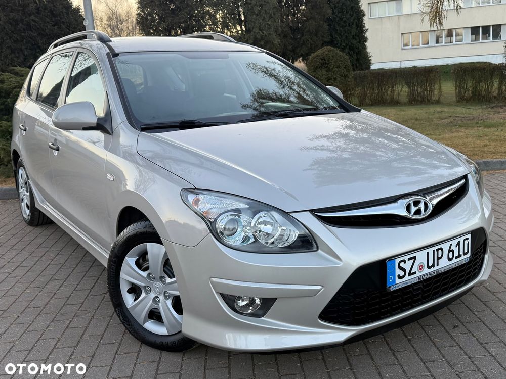 Hyundai i30 i30cw 1.4 Edition Plus - 13