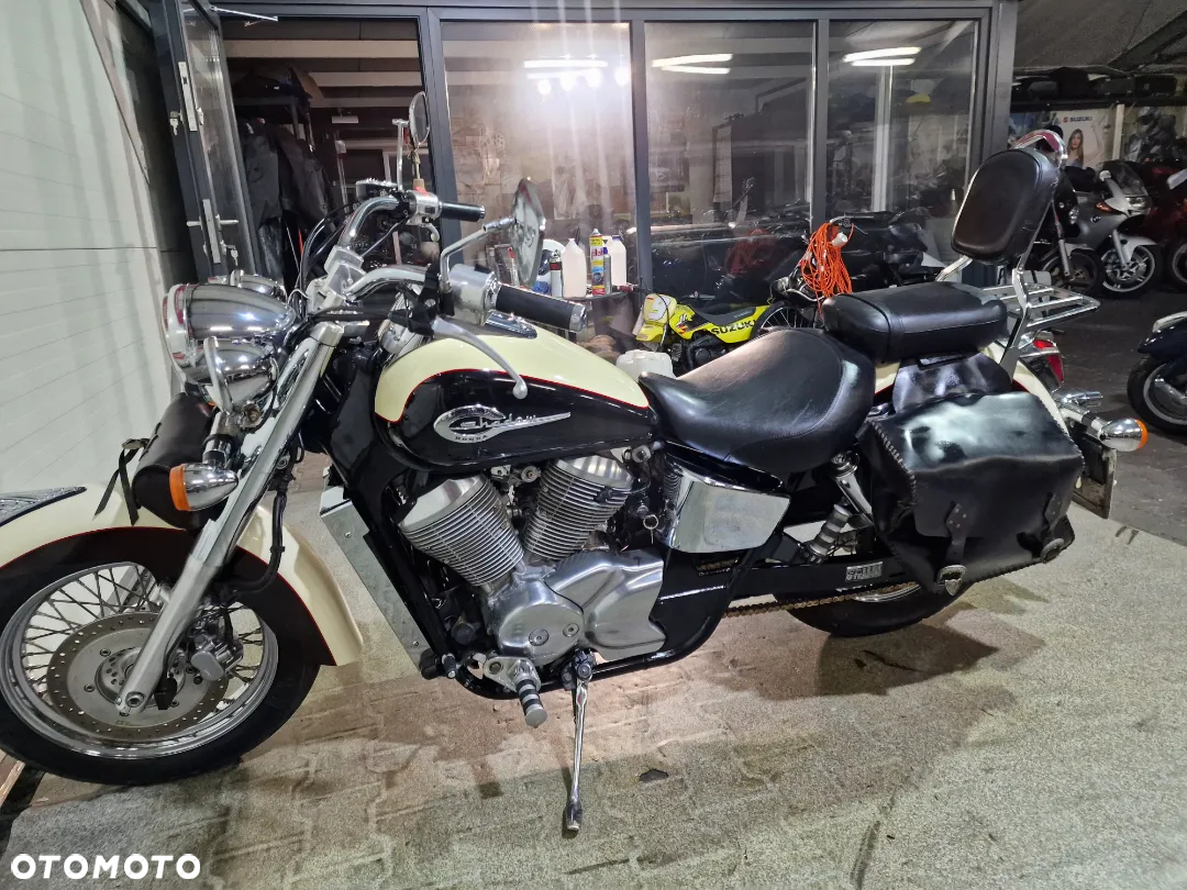 Honda Shadow - 28