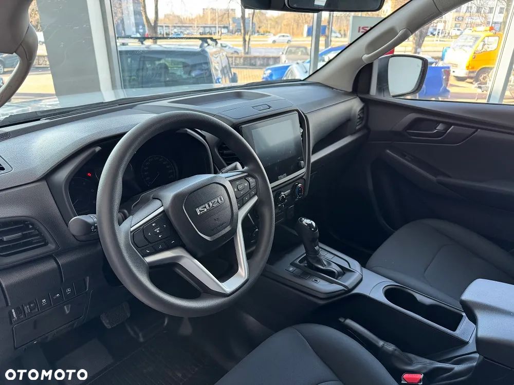Isuzu D-Max 1.9 DC L - 6