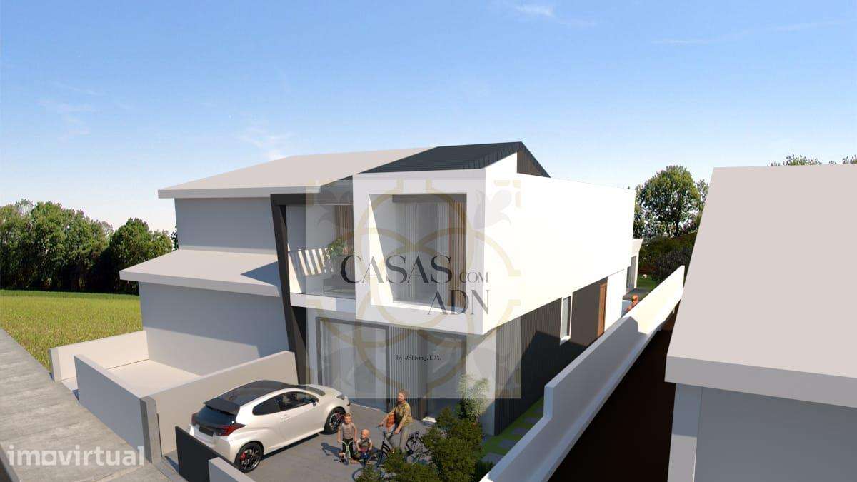 Moradia T4 com Piscina e Vista Ria.