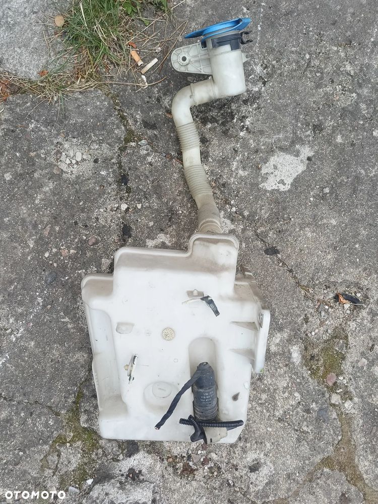 AUDI A3 8P VW TOURAN GOLF V JETTA ZBIORNIK ZBIORNICZEK SPRYSKIWACZY KOMPLETNY POMPKA - 1