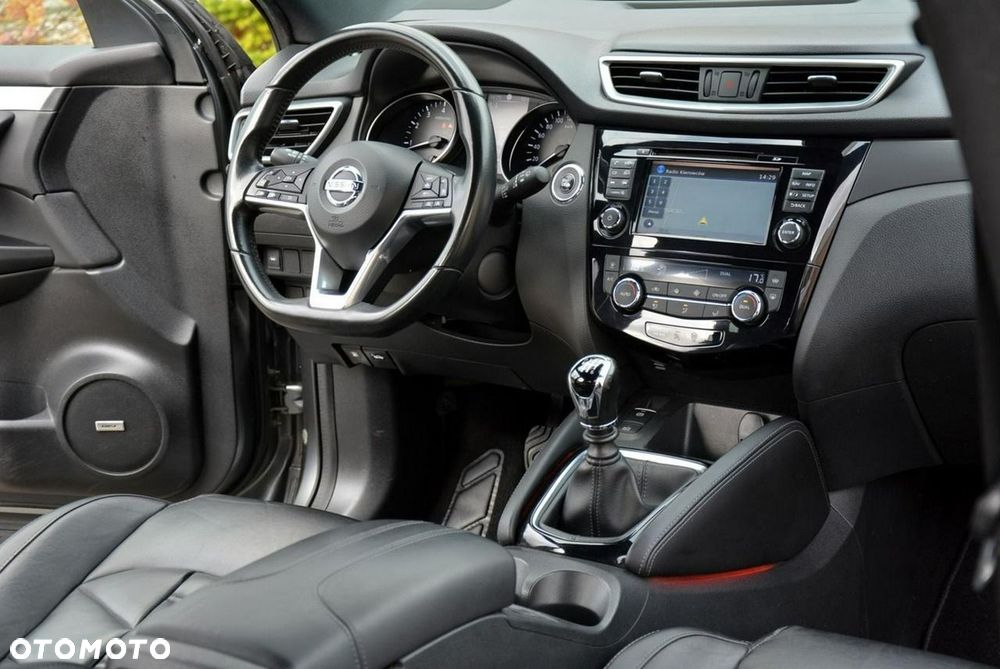 Nissan Qashqai 1.6 DIG-T Tekna+ - 17