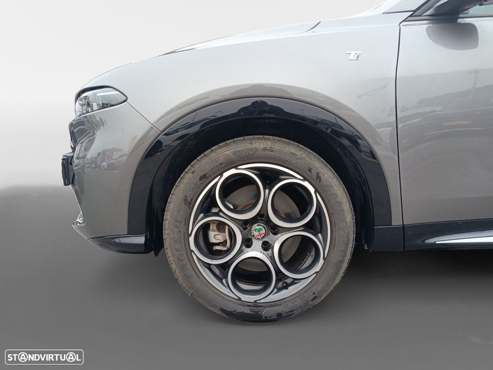 Alfa Romeo Tonale 1.5 Hybrid Ti - 14
