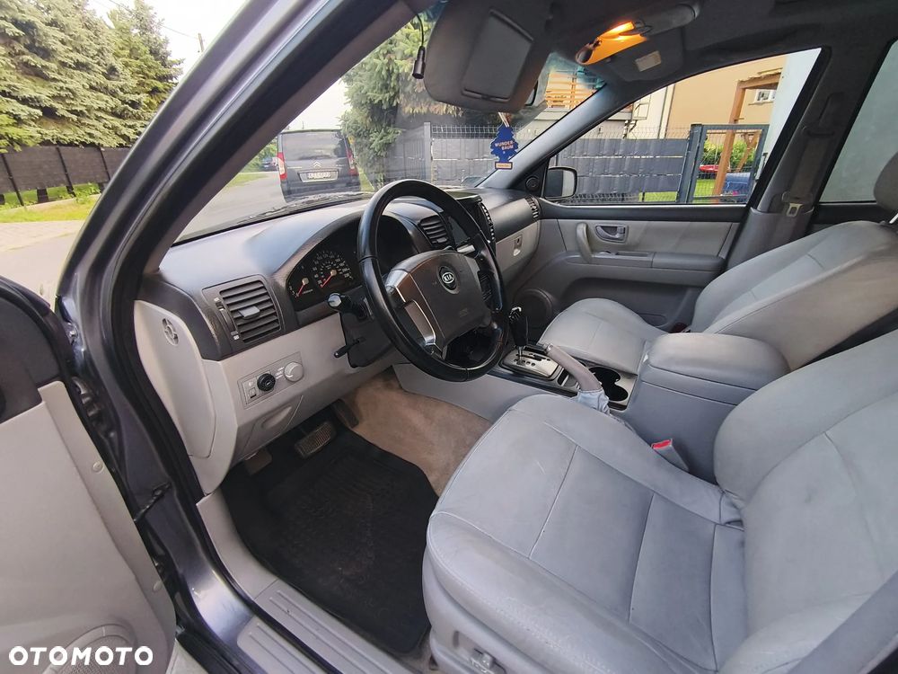 Kia Sorento - 30