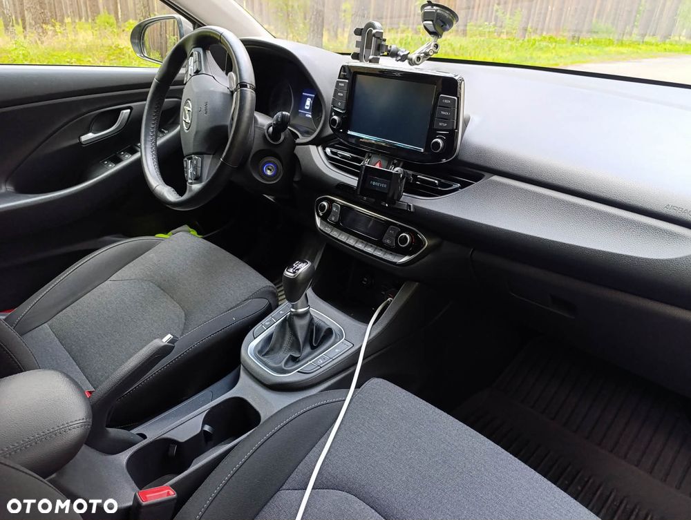 Hyundai i30 1.5 DPI Comfort - 3