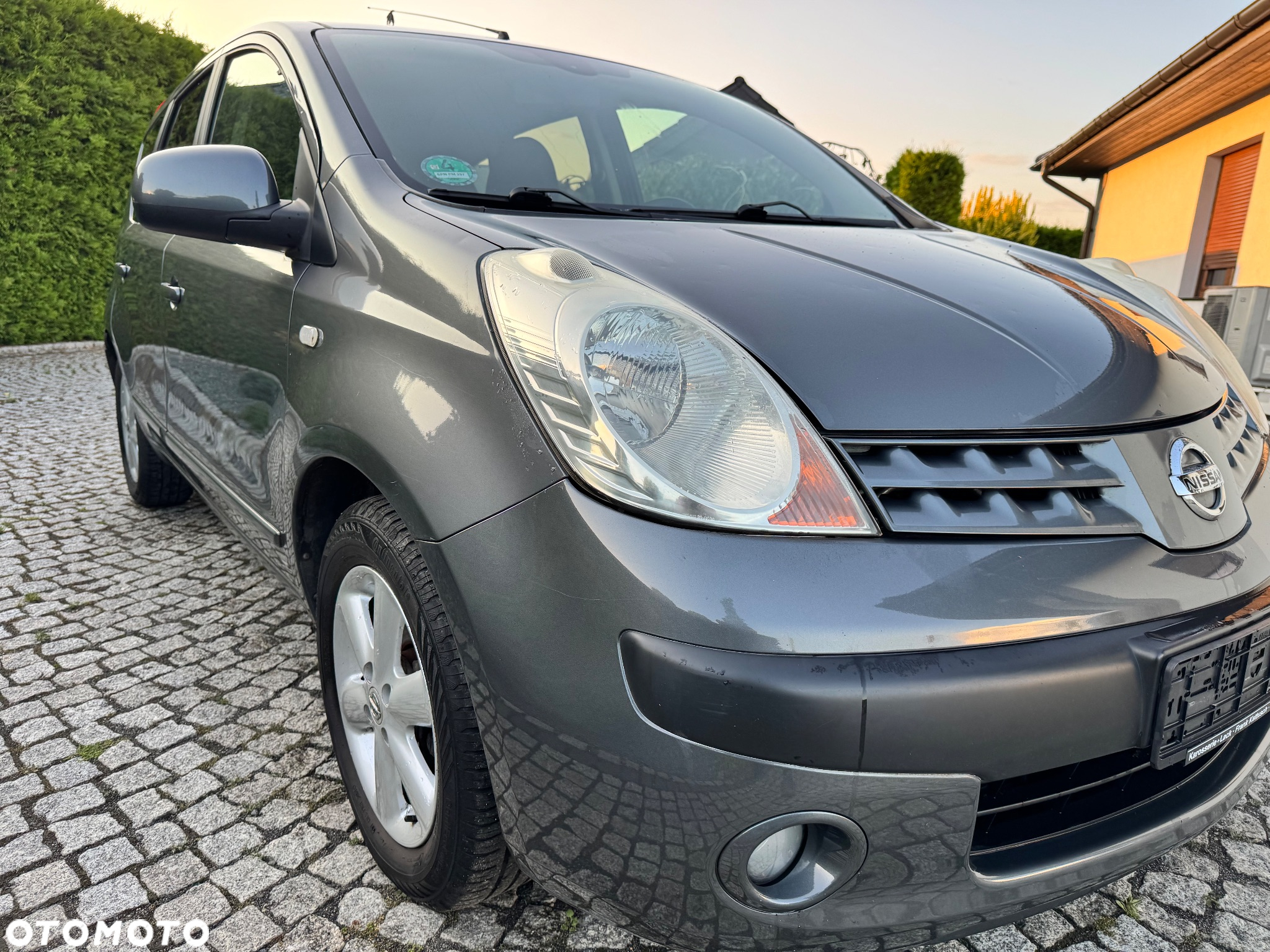 Nissan Note - 10