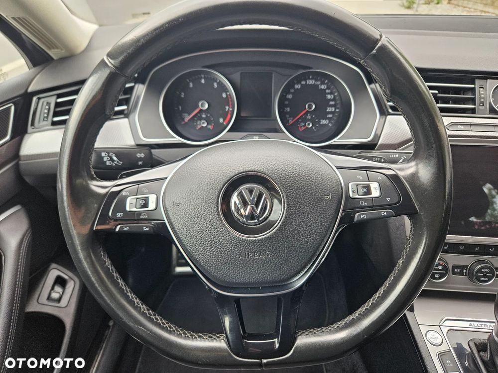 Volkswagen Passat 2.0 TSI BMT Comfortline DSG - 24
