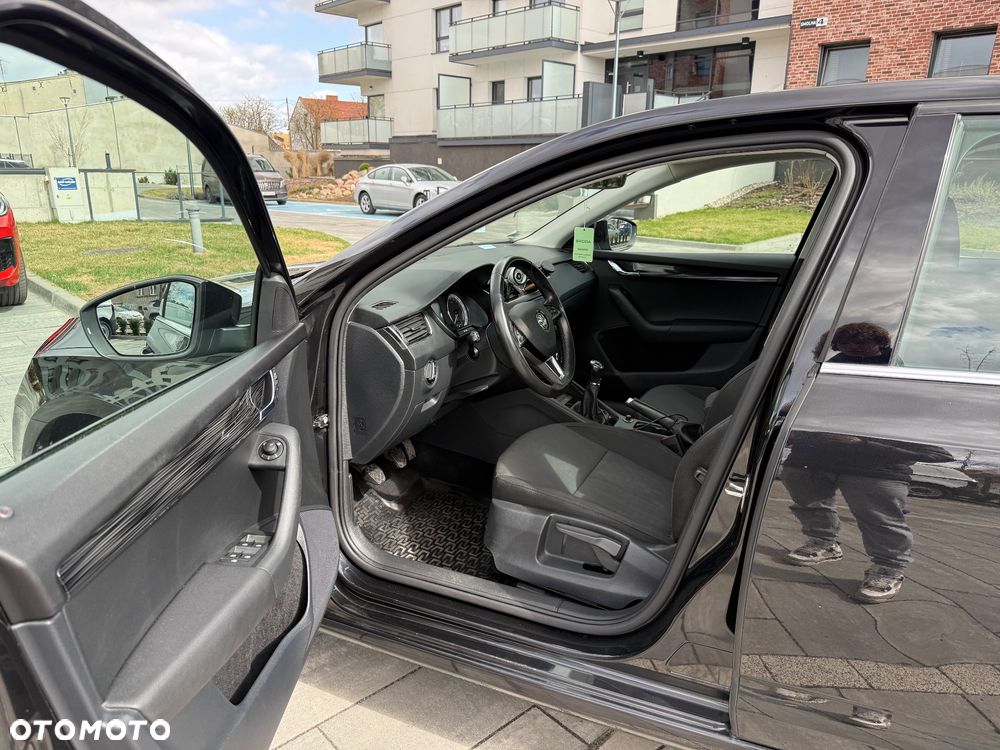 Skoda Octavia 1.4 TSI Style - 9