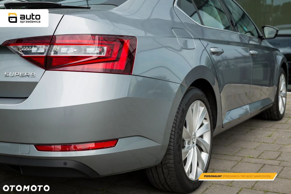 Skoda Superb 2.0 TDI Style DSG - 20