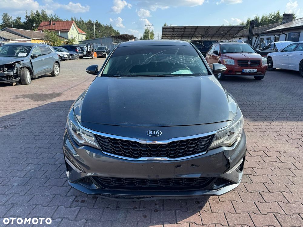 Kia Optima - 8
