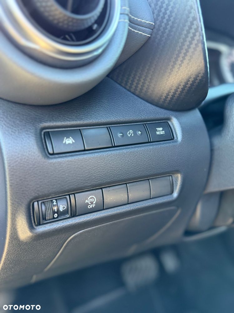 Nissan Juke 1.0 DIG-T N-Connecta DCT - 18