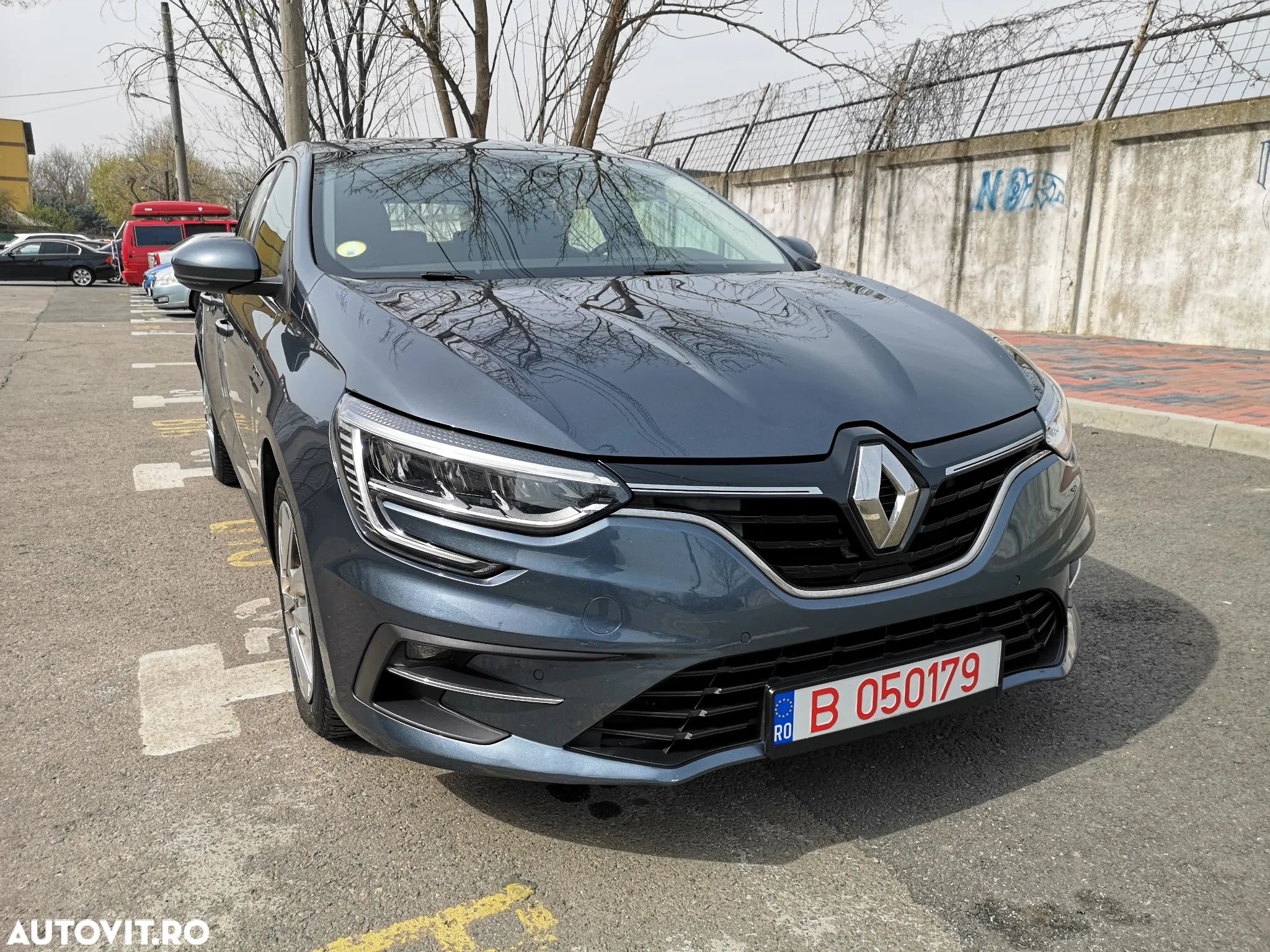 Renault Megane - 1