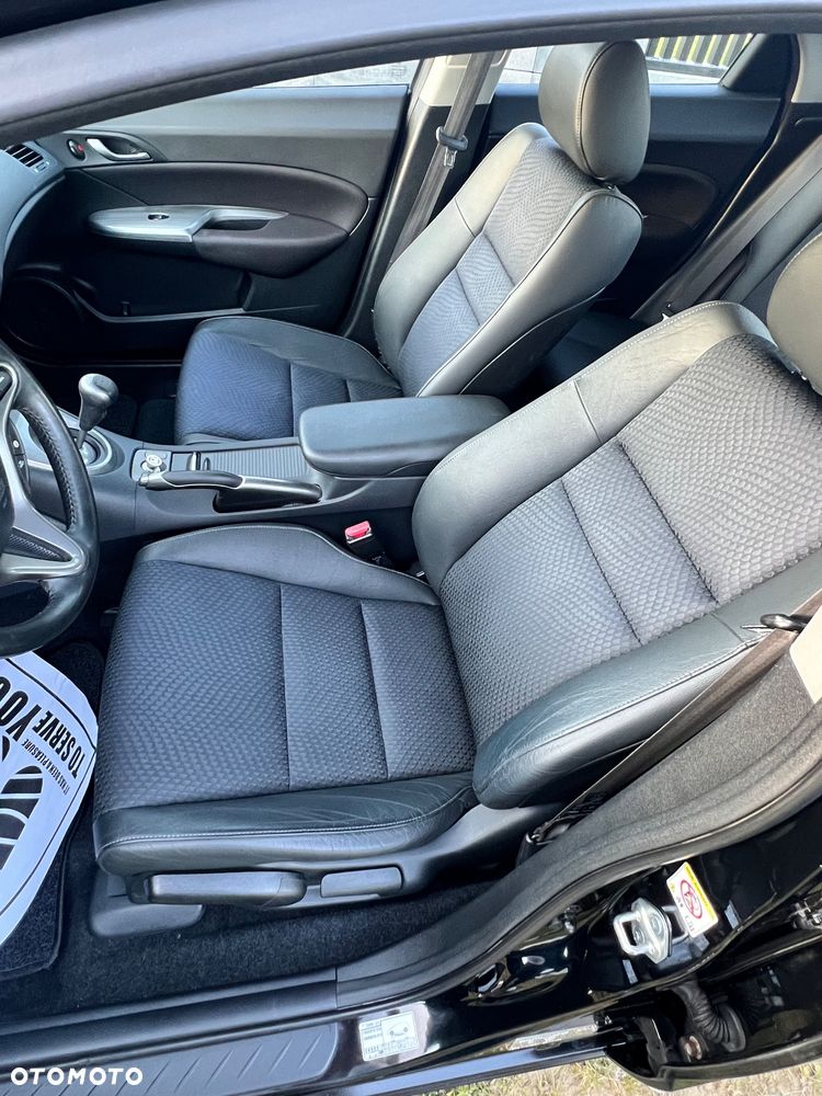 Honda Civic 1.4 i-VTEC Sport Black Edition - 14