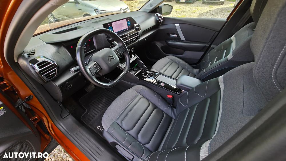 Citroën C4 PureTech 130 Stop&Start EAT8 SHINE - 17